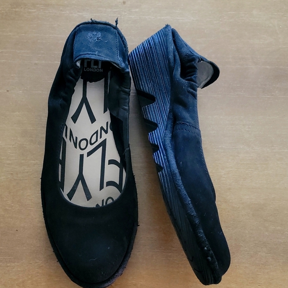Fly London shoes sz 40